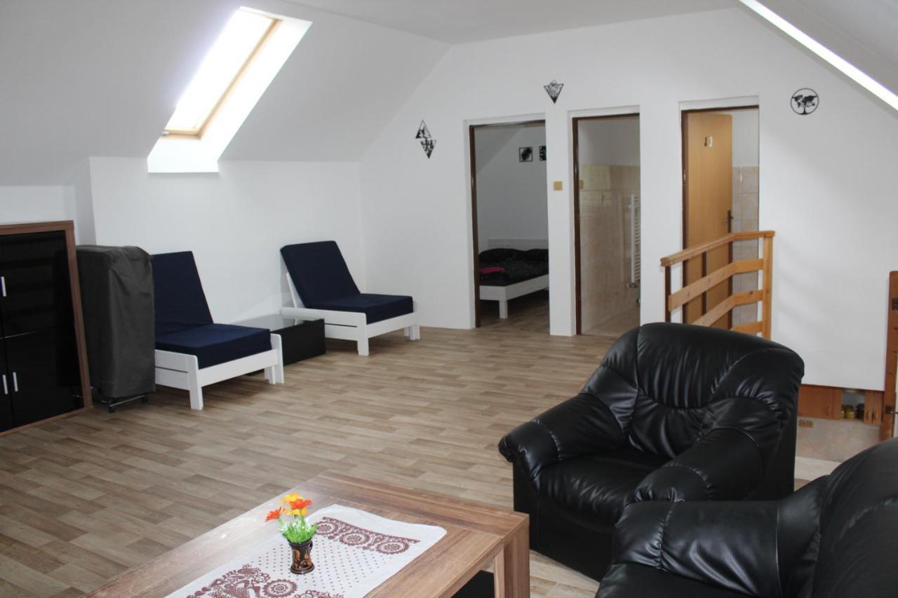 Apartman Rapotin, Jesenicka 296, 3Km Od Termalniho Parku Velke Losiny Eksteriør billede